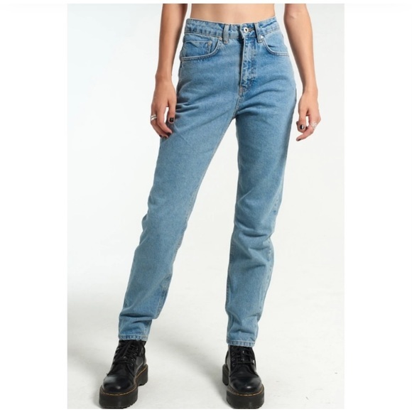 THE RAGGED PRIEST COUGAR MOM JEANS SIZE 26 - Picture 1 of 11